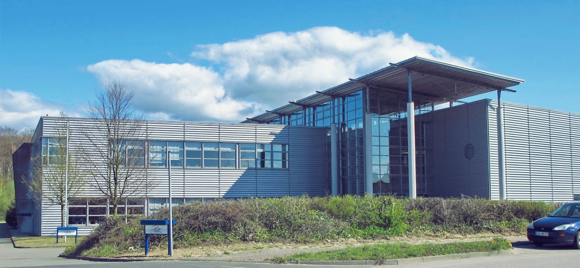 MV Lack & Karosserie GmbH — Betriebsgebäude Eingang, Am Waldrand 8, Bad Doberan